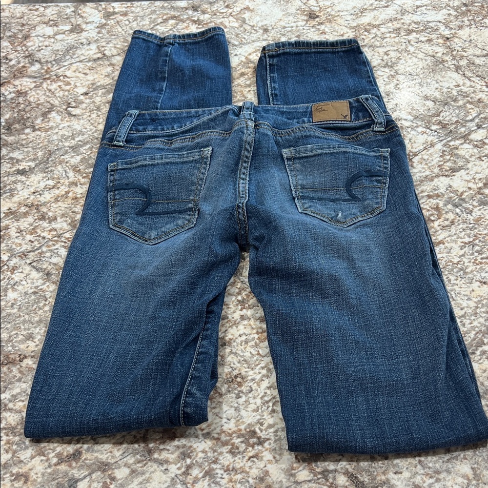 American Eagle Outfitters Classic Blue Straight Leg Jeans - Picture 4 of 7